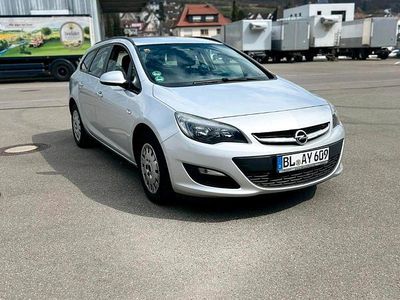 Gebraucht Opel Astra 163 PS (119 kW) 2013 Grau Kombi