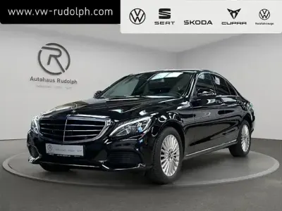 Gebraucht Mercedes C220 Exclusive 170 PS (125 kW) 2018 Obsidianschwarz metallic (metallic) Coupé