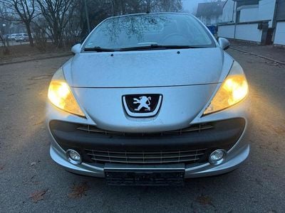Grau Gebraucht 2009 Peugeot 207 CC Sport Cabrio | 950 € (Superpreis)