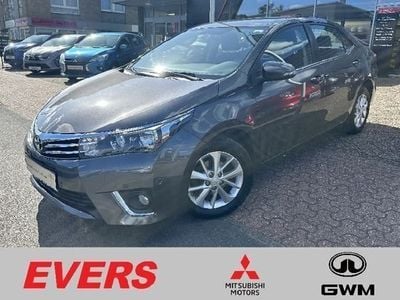 Gebraucht Toyota Corolla Life+ 132 PS (97 kW) 2015 Grey metallic Limousine