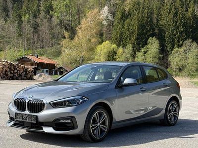 Usata BMW 120 Sport Line 178 CV (130 kW) 2022 Grigio Utilitaria