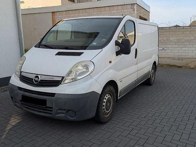 Gebraucht Opel Vivaro 114 PS (83 kW) 2007 Weiß Van / Kleinbus