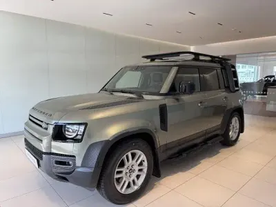 Gebraucht Land Rover Defender S 249 PS (183 kW) 2021 Grün SUV