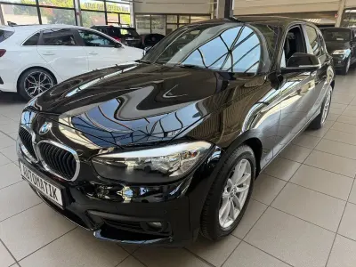Gebraucht BMW 118 Advantage 136 PS (100 kW) 2015 Schwarz Kleinwagen