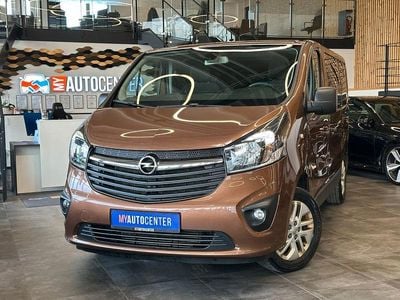 Gebraucht Opel Vivaro 145 PS (106 kW) 2017 Braun Van / Kleinbus
