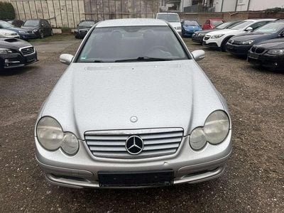 Gebraucht Mercedes C200 163 PS (119 kW) 2002 Silber Kleinwagen