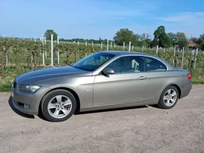 Gebraucht BMW 320 Cabriolet 177 PS (130 kW) 2009 Andere farben Cabrio