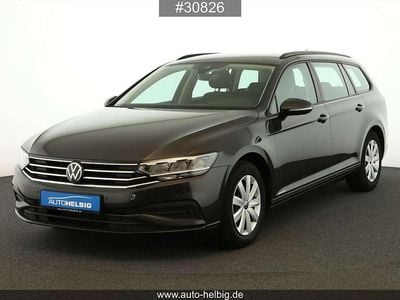 Gebraucht VW Passat 122 PS (89 kW) 2023 Mangangrau metallic Kombi