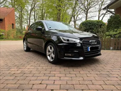 Gebraucht Audi A1 Sport 82 PS (60 kW) 2017 Schwarz Kleinwagen