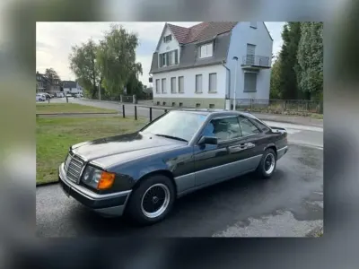 Gebraucht Mercedes 300 184 PS (135 kW) 1988 Schwarz Coupé
