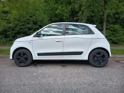 Gebraucht Renault Twingo LIMITED 69 PS (50 kW) 2017 Weiß Kleinwagen