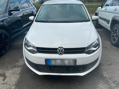 Gebraucht VW Polo 89 PS (65 kW) 2013 Weiß Kleinwagen