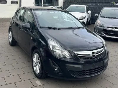 Gebraucht Opel Corsa 86 PS (63 kW) 2014 Schwarz Kleinwagen