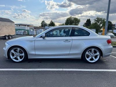 BMW 123