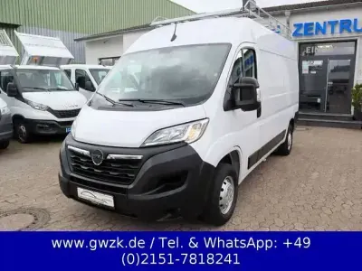 Gebraucht Opel Movano 140 PS (102 kW) 2022 Casabl/arctic/eisweiss/kaolin Van