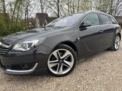 Second-hand Opel Insignia OPC 163 CP (119 kW) 2015 Gri Break