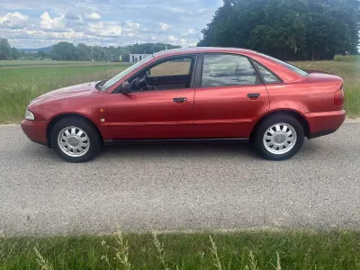 Gebraucht Audi A4 125 PS (91 kW) 1996 Rot Limousine