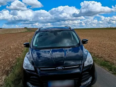 Gebraucht Ford Kuga 150 PS (110 kW) 2014 Schwarz SUV