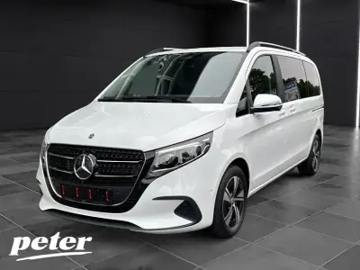 Gebraucht Mercedes V220 Style 163 PS (119 kW) 2024 Weiß Van / Kleinbus