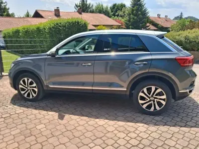 Gebraucht VW T-Roc Active 150 PS (110 kW) 2021 Grau SUV