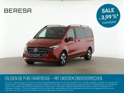 Gebraucht Mercedes V220 Style 163 PS (119 kW) 2025 Rot Van / Kleinbus