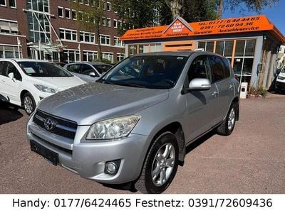 Usata Toyota RAV4 150 CV (110 kW) 2009 Argento SUV