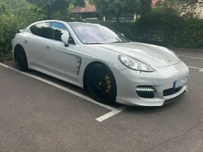 Second-hand Porsche Panamera Turbo 500 CP (367 kW) 2010 Gri Berlinǎ