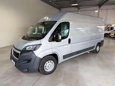 Gebraucht Peugeot Boxer Avantage 163 PS (119 kW) 2017 Lackierung aluminiumgrau/meta Van