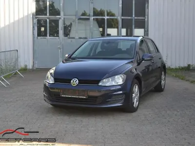 Gebraucht VW Golf VII Comfortline 105 PS (77 kW) 2013 Blau Limousine