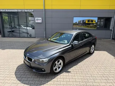 Gebraucht BMW 318 Advantage 136 PS (100 kW) 2017 Grau Limousine
