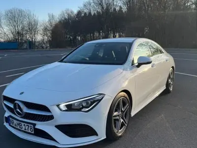 Gebraucht Mercedes CLA250 AMG line 224 PS (164 kW) 2019 Weiß Limousine