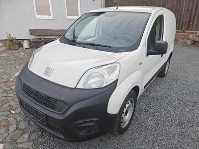 Gebraucht Fiat Fiorino Basis 80 PS (58 kW) 2022 Weiß Van / Kleinbus