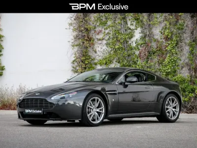Second-hand Aston Martin V8 Vantage 2018 Gri Coupe