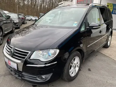Gebraucht VW Touran Highline 140 PS (102 kW) 2009 Deep black perleffekt Van / Kleinbus