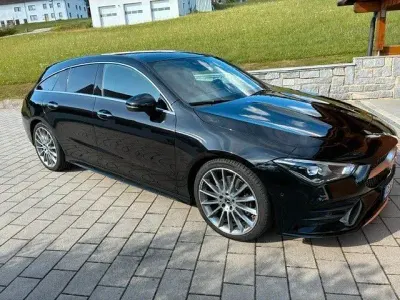 Gebraucht Mercedes CLA200 Shooting Brake AMG line 163 PS (119 kW) 2020 Schwarz Kombi
