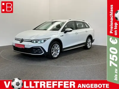 Gebraucht VW Golf VIII Pro 200 PS (147 kW) 2024 Weiss Kombi
