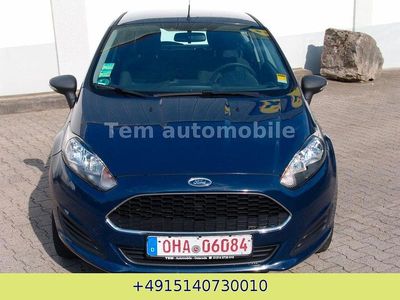 Gebraucht Ford Fiesta Ambiente 60 PS (44 kW) 2016 Blau Kleinwagen