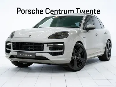 Gebraucht Porsche Cayenne 740 PS (544 kW) 2025 Grau SUV