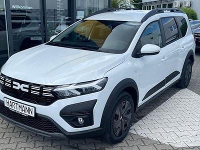 Neu Dacia Jogger Expression 110 PS (80 kW) 2025 Weiß Van / Kleinbus