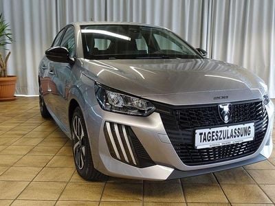 Neu Peugeot 208 Style 101 PS (74 kW) 2025 Grau Kleinwagen