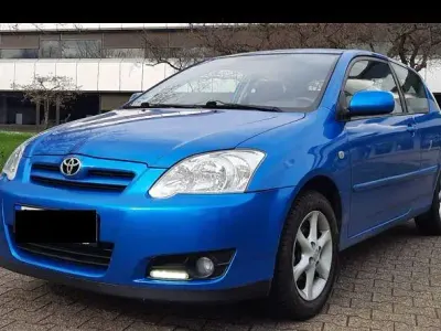 Gebraucht Toyota Corolla 97 PS (71 kW) 2005 Blau Limousine