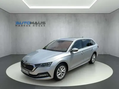 Gebraucht Skoda Octavia Style 150 PS (110 kW) 2022 Brilliantsilber metallic Kombi