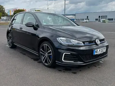 Gebraucht VW Golf VII GTE 204 PS (150 kW) 2020 Schwarz Limousine