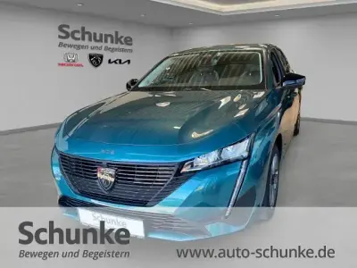 Gebraucht Peugeot 308 SW Allure 131 PS (96 kW) 2024 Blau Kombi