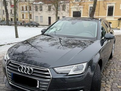 Gebraucht Audi A4 Ambiente 190 PS (139 kW) 2017 Grau Kombi