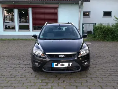 Używany Ford Focus Titanium 125 KM (91 kW) 2009 Czarny Kombi