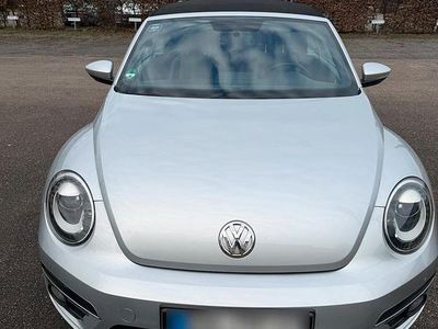 Usata VW Beetle R-line 140 CV (102 kW) 2013 Argento Utilitaria