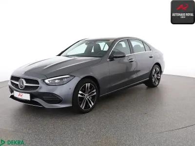 Gebraucht Mercedes C300e Avantgarde 313 PS (230 kW) 2023 Selenitgrau Limousine