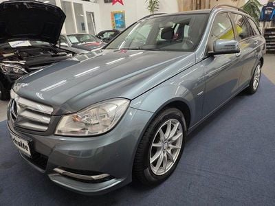 Gebraucht Mercedes C180 156 PS (114 kW) 2012 Grau Limousine