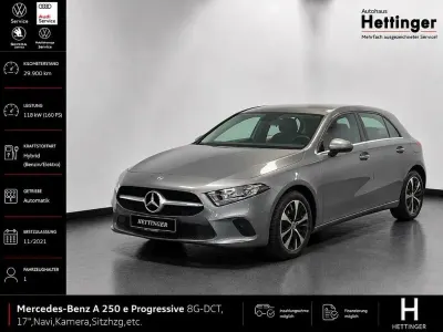 Gebraucht Mercedes A250 160 PS (117 kW) 2021 Grau Limousine
